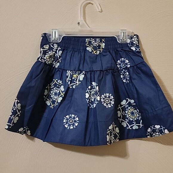 JANIE AND JACK NAVY BLUE MEDALLION PATTERN SKIRT, SIZE 12-18 MONTHS, NEW! - Picture 2 of 5